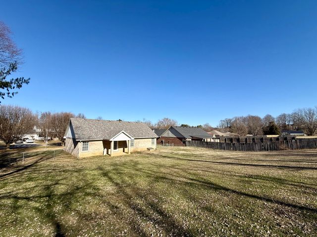 53 Chestnut Oak Drive, Somerset, KY 42503