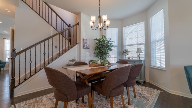 9351 Chestnut Cove, St. John, IN 46373