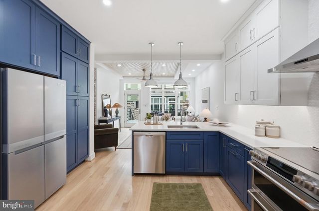 1227 E ST SE, Washington, DC 20003