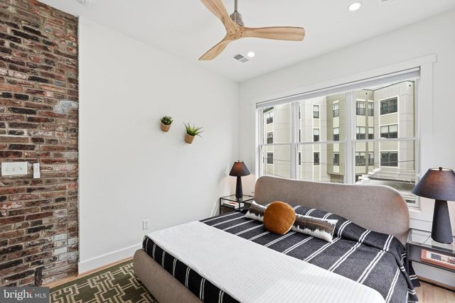 1227 E ST SE, Washington, DC 20003