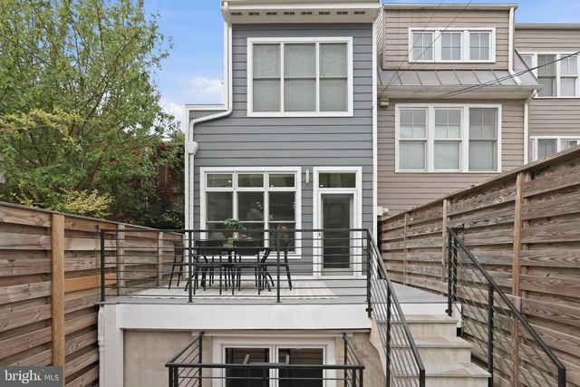 1227 E ST SE, Washington, DC 20003