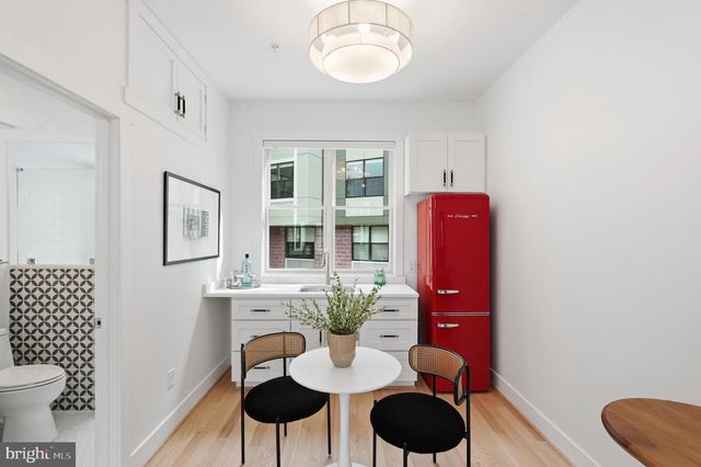 1227 E ST SE, Washington, DC 20003