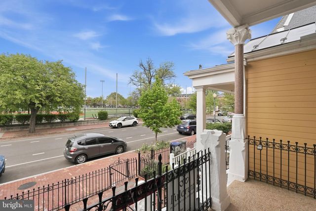 1227 E ST SE, Washington, DC 20003