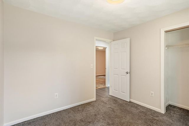 35 Kenwood Street, Warwick, RI 02889