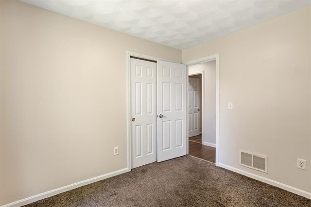35 Kenwood Street, Warwick, RI 02889