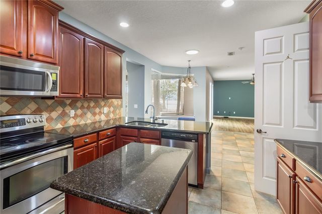 2860 LAFAYETTE TRACE DRIVE, St Cloud, FL 34772