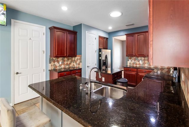 2860 LAFAYETTE TRACE DRIVE, St Cloud, FL 34772