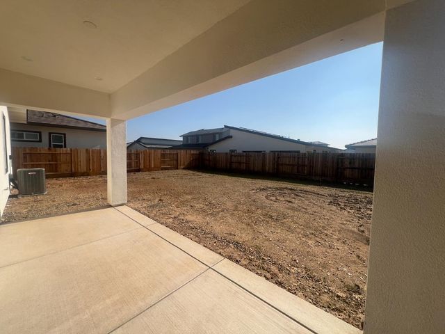 9013 Elliott Springs Dr, Elk Grove, CA 95624