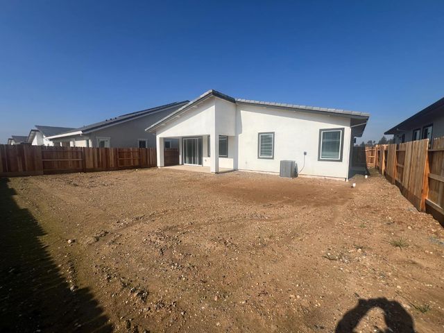 9013 Elliott Springs Dr, Elk Grove, CA 95624