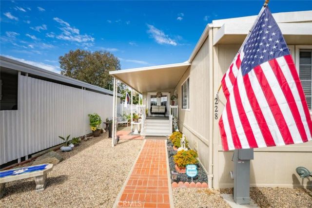 16222 Monterey 228, Huntington Beach, CA 92649