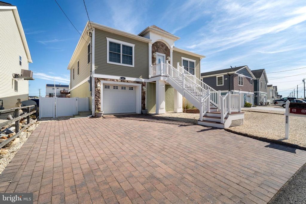103 E HUDSON DR, Little Egg Harbor Twp, NJ 08087