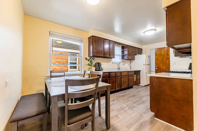 4228 Maple Avenue, Stickney, IL 60402