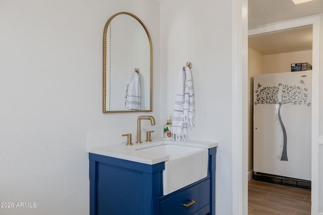 3151 S EAGLE Drive, Chandler, AZ 85286