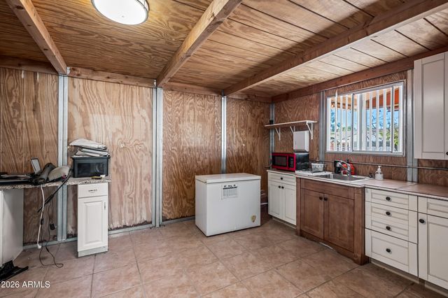 3151 S EAGLE Drive, Chandler, AZ 85286