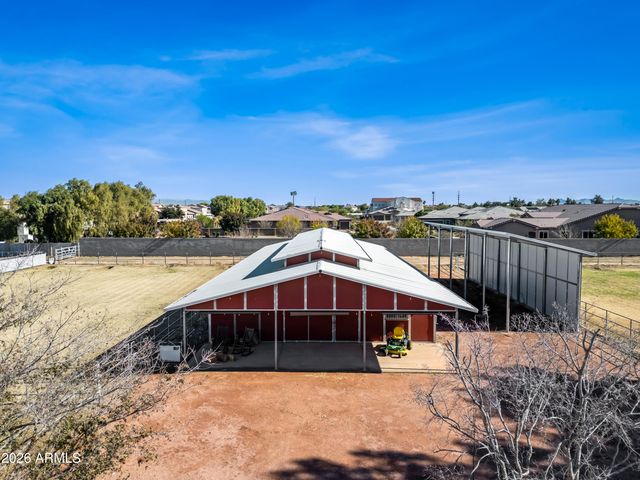 3151 S EAGLE Drive, Chandler, AZ 85286