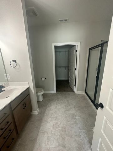4016 Opal Dr, Hendersonville, TN 37075