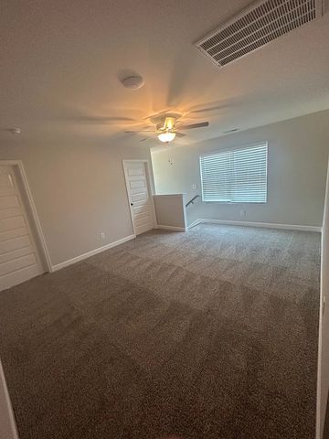 4016 Opal Dr, Hendersonville, TN 37075