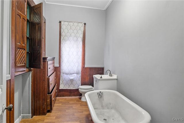 76 East Genesee Street, Auburn, NY 13021