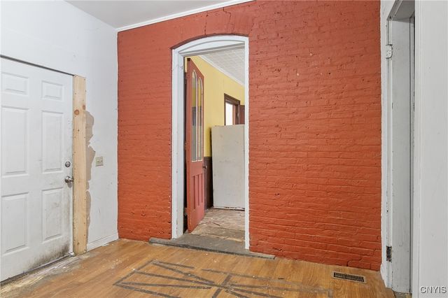 76 East Genesee Street, Auburn, NY 13021