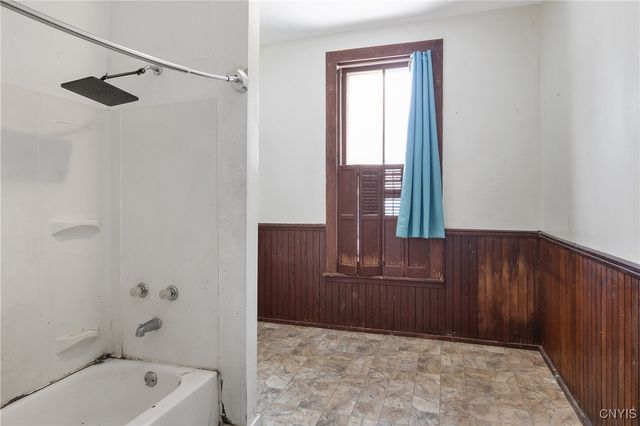 76 East Genesee Street, Auburn, NY 13021