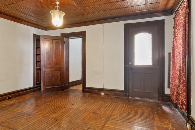 76 East Genesee Street, Auburn, NY 13021