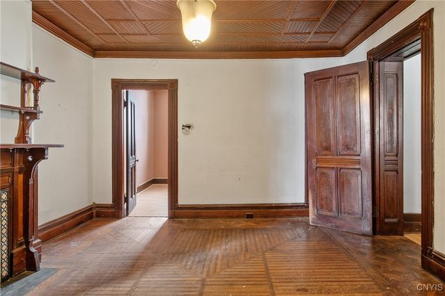 76 East Genesee Street, Auburn, NY 13021