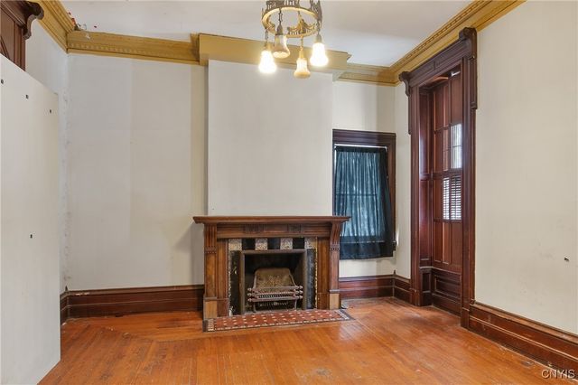 76 East Genesee Street, Auburn, NY 13021