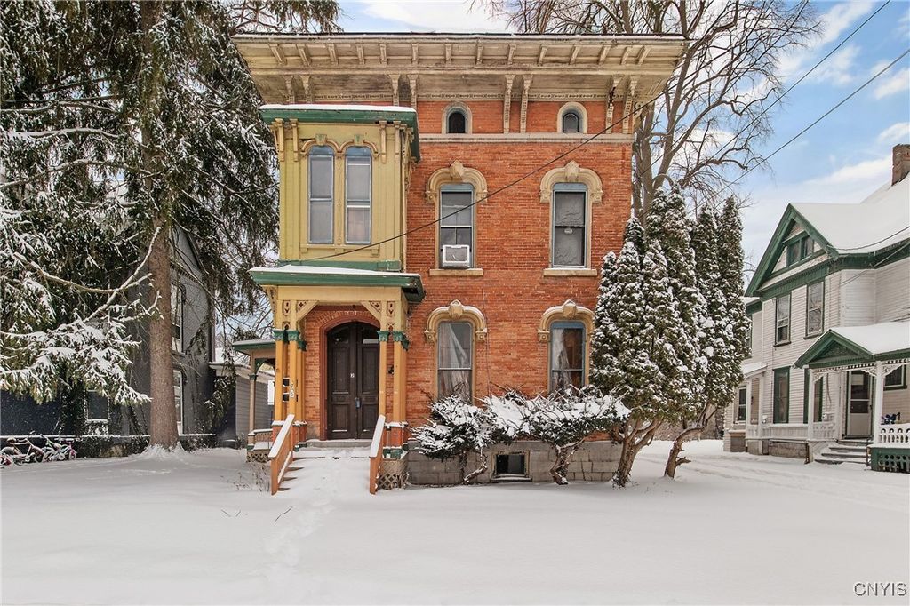 76 East Genesee Street, Auburn, NY 13021