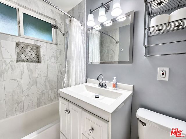 20726 Belshire Avenue, Lakewood, CA 90715