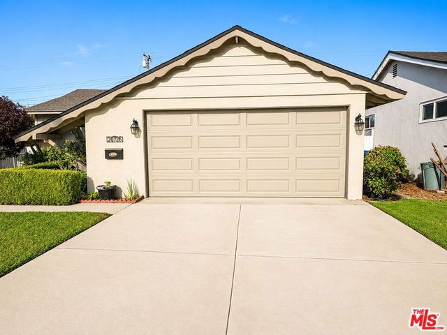 20726 Belshire Avenue, Lakewood, CA 90715