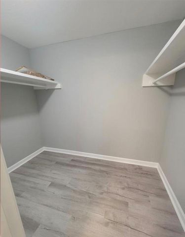 701 18th Avenue N, Texas City, TX 77590