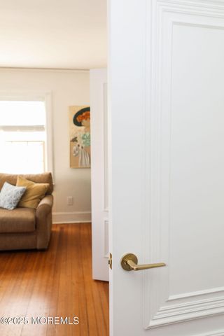 17 Beach Road, Monmouth Beach, NJ 07750