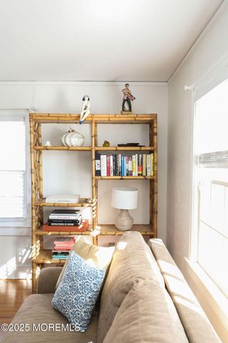 17 Beach Road, Monmouth Beach, NJ 07750