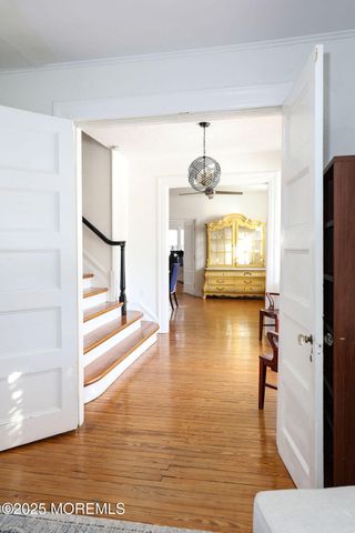 17 Beach Road, Monmouth Beach, NJ 07750