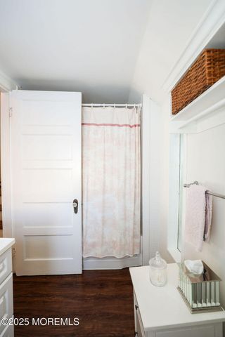 17 Beach Road, Monmouth Beach, NJ 07750