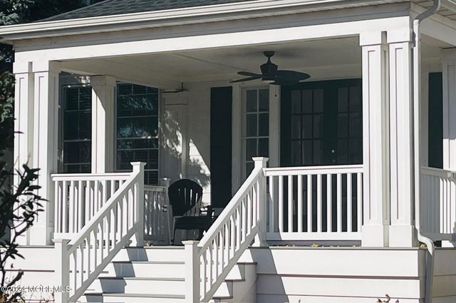 17 Beach Road, Monmouth Beach, NJ 07750