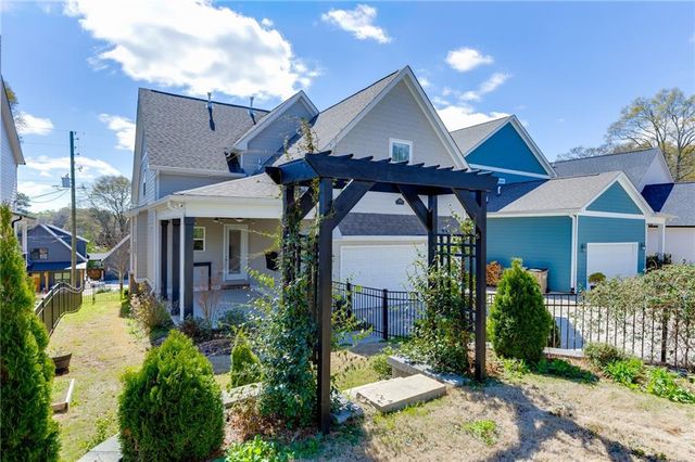 5926 Mitchell Street, Flowery Branch, GA 30542