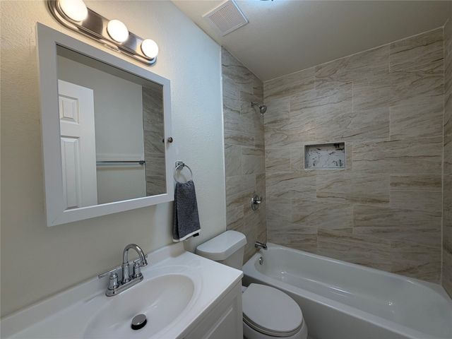 2527 Larchmont Drive, Mesquite, TX 75150