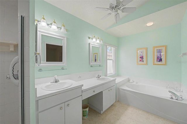 29641 FOG HOLLOW DRIVE, Wesley Chapel, FL 33543