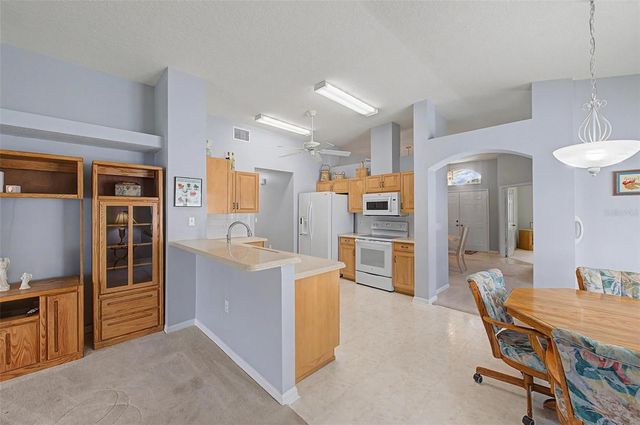 29641 FOG HOLLOW DRIVE, Wesley Chapel, FL 33543