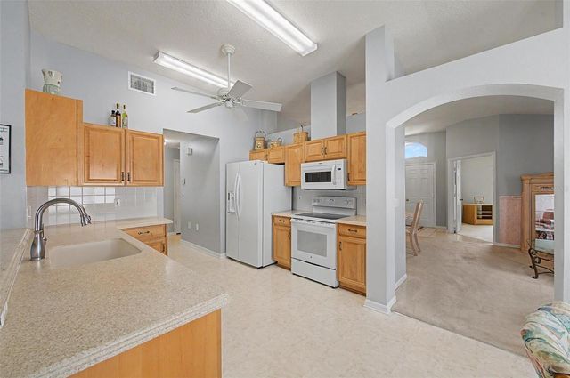29641 FOG HOLLOW DRIVE, Wesley Chapel, FL 33543