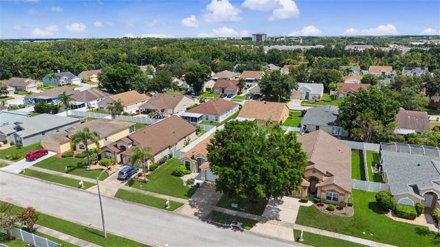 29641 FOG HOLLOW DRIVE, Wesley Chapel, FL 33543