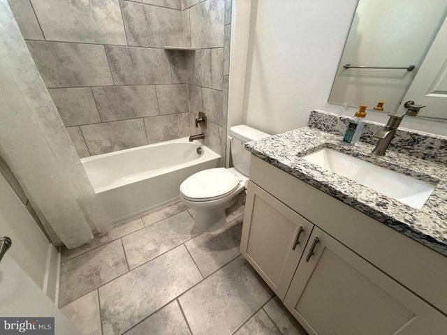 11440 JAMES JOYCE CT, White Plains, MD 20695