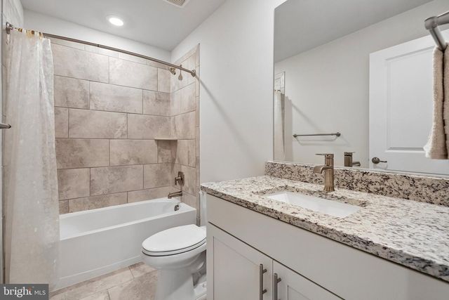 11440 JAMES JOYCE CT, White Plains, MD 20695