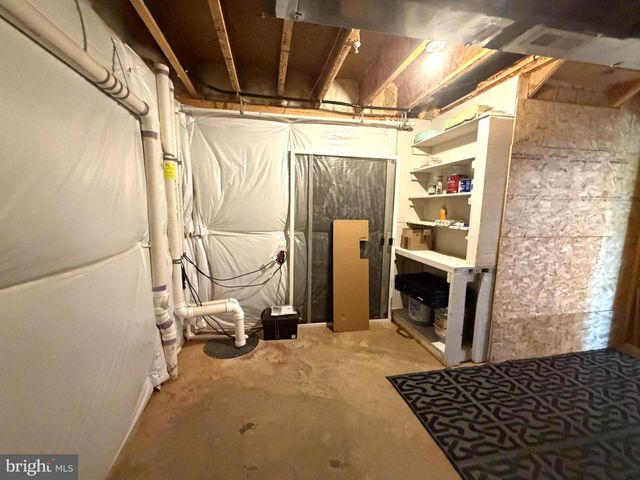 11440 JAMES JOYCE CT, White Plains, MD 20695