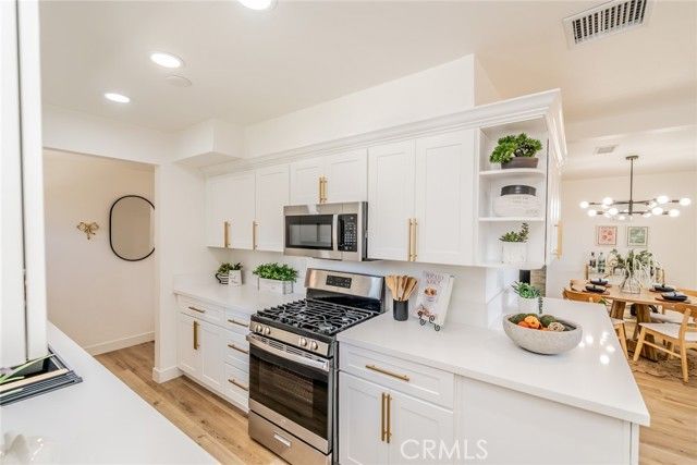 1626 Calatina, Pomona, CA 91766