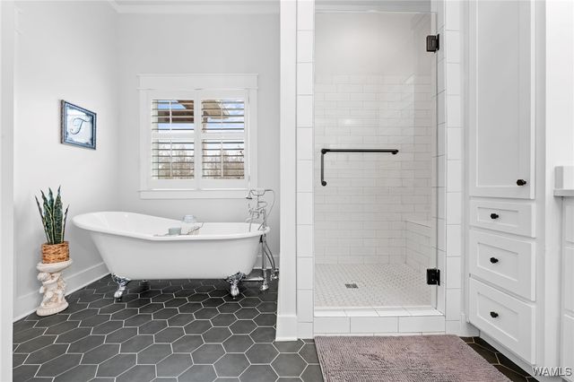 12607 Edward Rowland Rd, Northport, AL 35475