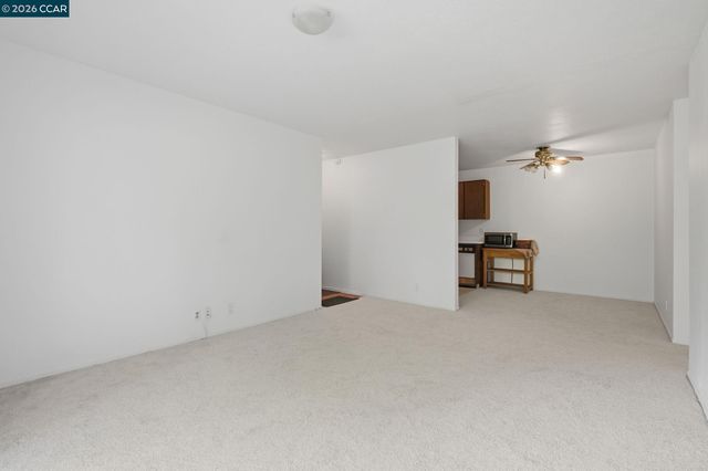 1473 Marchbanks Dr 4, Walnut Creek, CA 94598