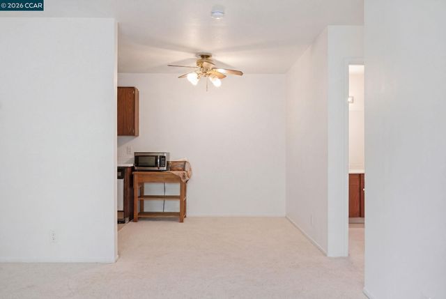 1473 Marchbanks Dr 4, Walnut Creek, CA 94598