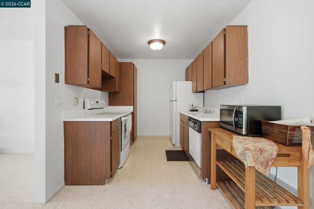 1473 Marchbanks Dr 4, Walnut Creek, CA 94598